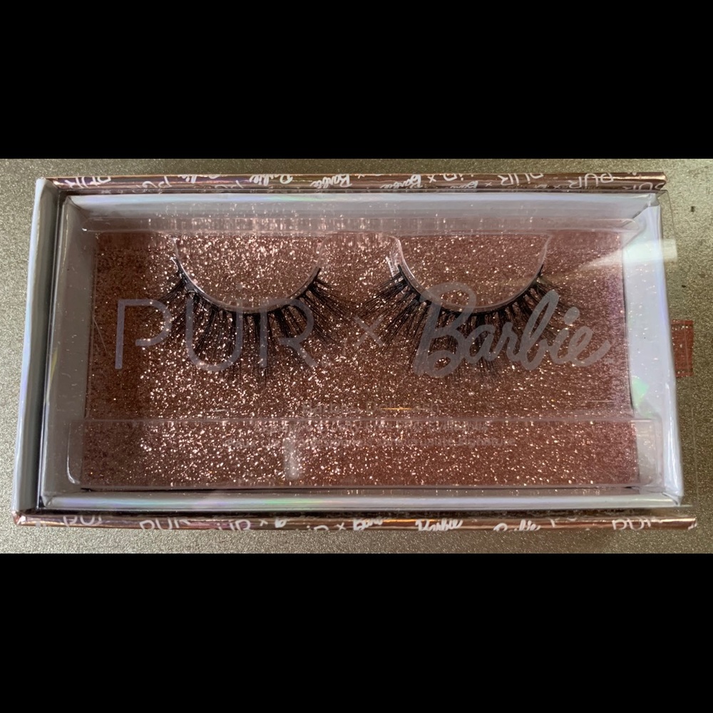 LE Pür x Barbie false eyelashes